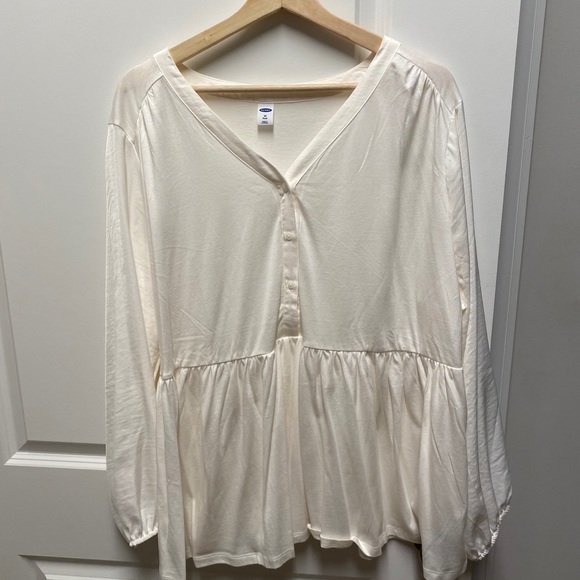 Old Navy Tops - Old navy blouse